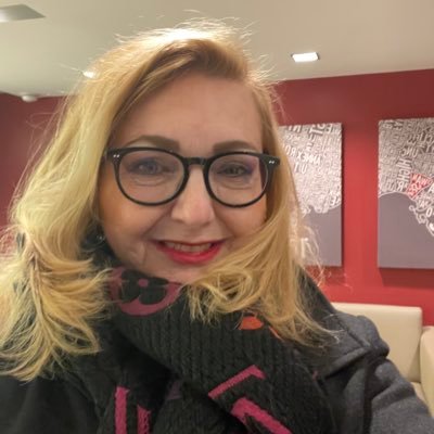 SkretchmarJ's profile picture. Optimist, Mother, Friend, Law Clerk, Stoic, Empath and Artist