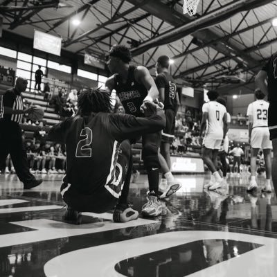 6’3, PG/SG. 2026,gpa 3.5,Grace christian Sanford HS , email:Denellycoppedge07@gmail.com https://t.co/pTtj9jhtuH