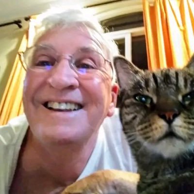 JohnsonAlonzo56's profile picture. I love good creative ❤️