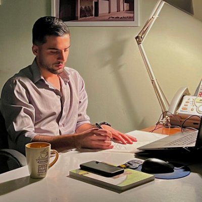 Kiansaleh1371's profile picture. راه می روم در کوهی از بگایی ها