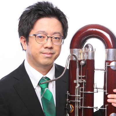ファゴット奏者の殿村和也です。演奏やレッスン・合奏指導のご依頼はDMにて。コントラファゴットを自己所有しています。
世界一可愛い柴犬と暮らしています。
YouTube→ https://t.co/EuV11GrD4N YouTube用アカウント→ @toraki_18