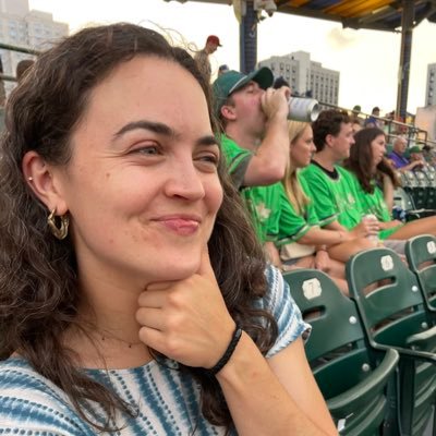 Summer reporting fellow at @THECITYNY, recently graduated @columbiajourn | Bot Love with @radiotopia 🤖 Signal: annao.06