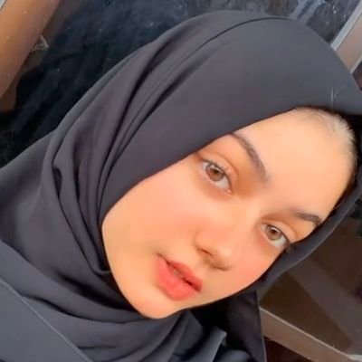 iamasmeen4's profile picture. 💯💯💯💯💯💯💯 follow back 🔙