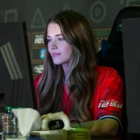 KiKi (@kikiics) 's Twitter Profile