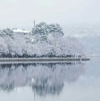 Vrasidante's profile picture. #team χειμώνας #Μη σκοτώνετε τα κουνούπια άλλοι σας πίνουν το αιμα#