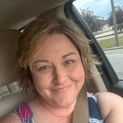 dondi_holland's profile picture. 