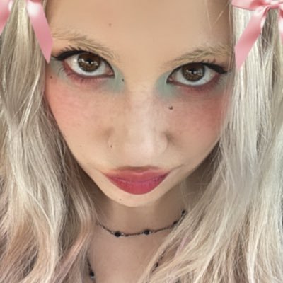 🦷į ʂҽҽ վօմ ʂհìѵҽɾ աìէհ ąղէìçì....................քąէìօղ🦷