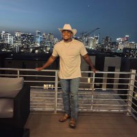 JT (@rback21) 's Twitter Profile