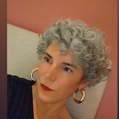 PouyauJose's profile picture. Democrática, critica, independiente y reflexiva.
25 años en la UNGS 💪