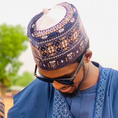 AliyuDawa's profile picture. Muslim || 15th Oct. || Medic ☢️. || UniMaidite || Sapiophile || Hodophile || Melanophile.