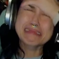 bad at video games ✩⋆ Crohn's & Ankylosing Spondylitis ✩⋆ https://t.co/XNtRKitvmA ✩⋆ live tuesday, wednesday, thursday at 2:30pm pst