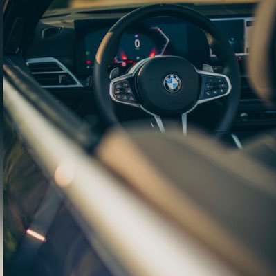 itsdommorara's profile picture. Don’t forget to water your house plants