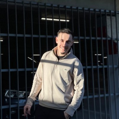 Sou como o 🔥 aqueço quem precisa e queimo quem mereceee!!◑ —Fafe📍24y━• ig:Filipe_ferreira1904 ━