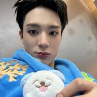 bibi (@voslushy) 's Twitter Profile