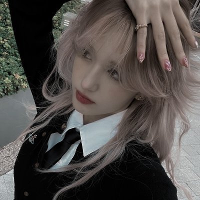 𝐓𝐡𝐞𝐫𝐞 𝐚𝐫𝐞 𝐰𝐨𝐫𝐬𝐞 𝐭𝐡𝐢𝐧𝐠𝐬 𝐭𝐡𝐚𝐧 𝐠𝐡𝐨𝐬𝐭𝐬.ᴾᵃʳᵒᵈʸ ᵃᶜᶜᵒᵘᶰᵗ