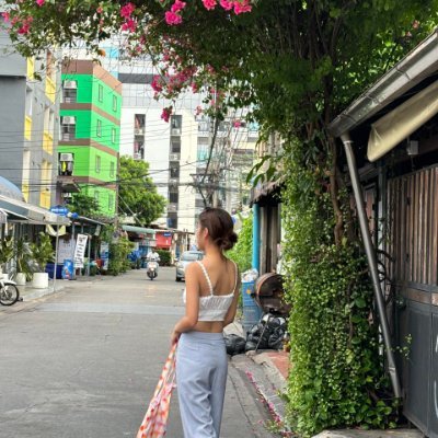 Lizziehlb's profile picture. ❤️ Care for others, help others, and convey selfless love and care.