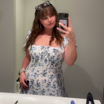 livvvxxo's profile picture. 