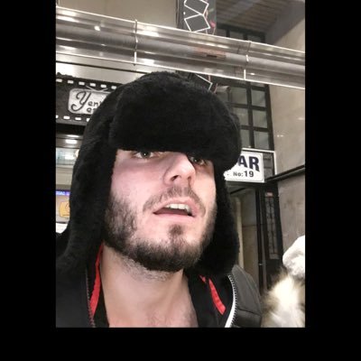 von4dutch's profile picture. god particle