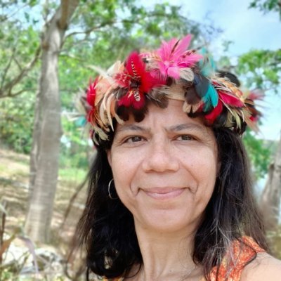 Mulher, nordestina, indígena Payayá, professora , feminista , petista. 🚩🚩🚩