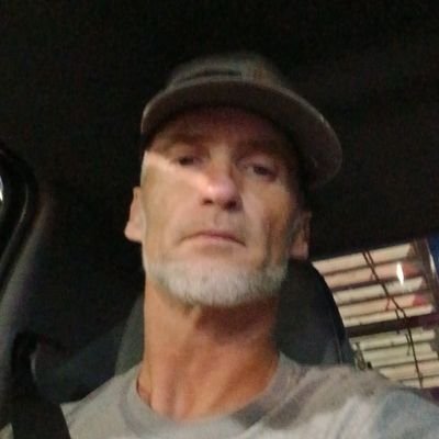 Tommytharoofer's profile picture. 