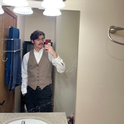 djarnold110803's profile picture. 21