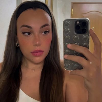 nereams10's profile picture. ♌️💕✨🫧🌷🌙