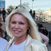 Danielle Frye (@dfieldsfrye) 's Twitter Profile Photo Danielle Frye (@dfieldsfrye) 's Twitter Profile Photo