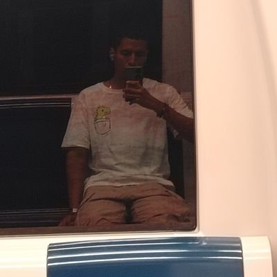 AarnUrea1's profile picture. 6'0''🦒CHIMICHANGA.                                                            
Fumar mata no mata.