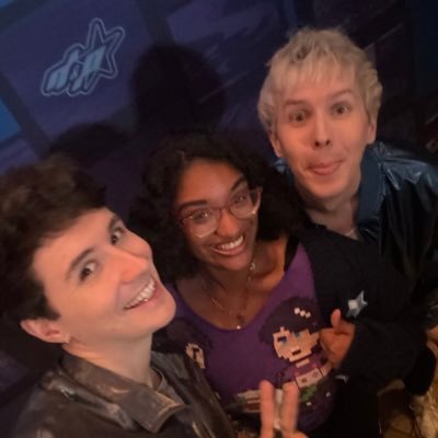 allylico's profile picture. I really just tweet song lyrics