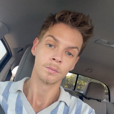 malanbeforetime's profile picture. He/Him Probably getting a tattoo...