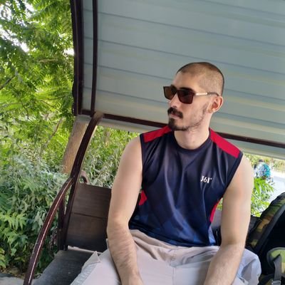 sina_eb13's profile picture. „Der Löwe kommt“ 𓄂𓆃 🟢⚪🔴