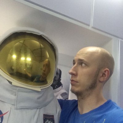 fnc12_en's profile picture. Software guru, horse eater, bald headed