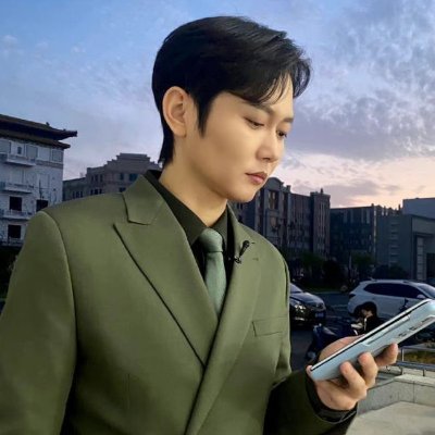 anhlthvt's profile picture. Consulting at Antlawyers