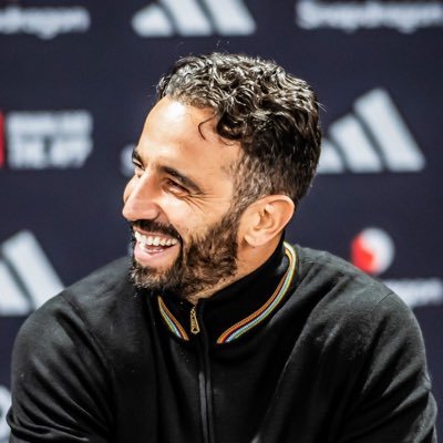 🦉Manchester United news, match-day shoutouts, analysis, and fan perspectives. Follow for insightful tweets and a passionate community!