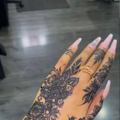 noolow123's profile picture. 