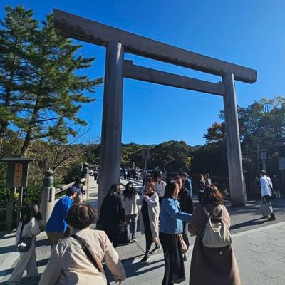 EVトゥクトゥクのサポーターをやっています🛺サポーターとは全国各地で試乗会をしたり、地域の飲食店をトゥクトゥク宣伝カーで応援するサイドビジネスです!本部からお仕事の依頼があるから、個人的な営業は一切ありません🙅ご興味がある方は、インスタグラムのDM までお願いします!
