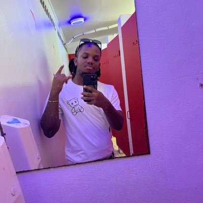 Le_nex_'s profile picture. On aime les femmes folle ici.