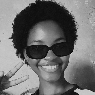 Suis une personne dynamique et sociable