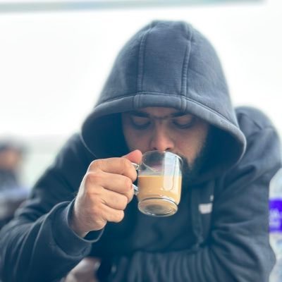 heybipull's profile picture. a good listener and an ambivert.