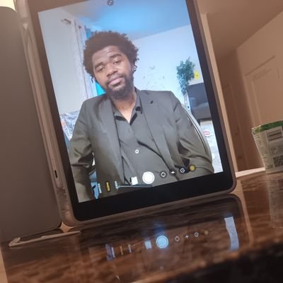 PerfectKashoti's profile picture. I talk to people for a living.