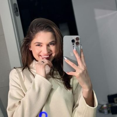 suria_noor22's profile picture. 梦里还是十分有责任感的！