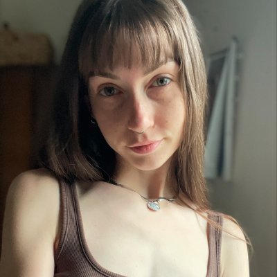 All natural lanky English girl sharing my silly little life ☺️