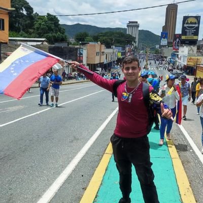 ManualPetro's profile picture. Community Manager 
•Amo mi patria Venezuela 🇻🇪
•Quiero una nación libre 
•Lucho por el regreso de mis hermanos lo venezolanos.🫂🇻🇪