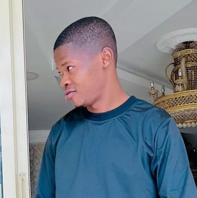 OmokendeG's profile picture. Mungu njo Chef 👑