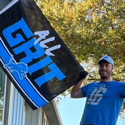 RefenesJames's profile picture. 