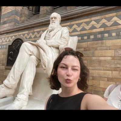 Likes: epigenetics, evolution, food and other simple things in life Dislikes: being asked what I’m doing in the weekend, we all know I’ll be reading