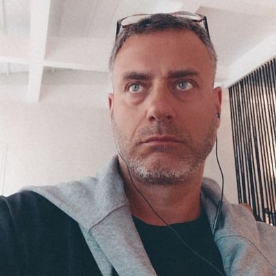 RafSpisso's profile picture. Quando si rifiuta l' essenza veniale si ritorna ad essere speciale.
