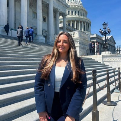 alyviab45's profile picture. 