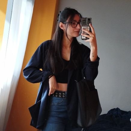 iriiardguez_'s profile picture. malo será ||

traducción e interpretación