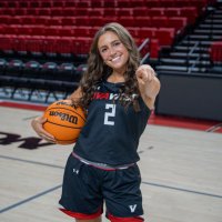 Ella Karst (@ellakarst) 's Twitter Profile